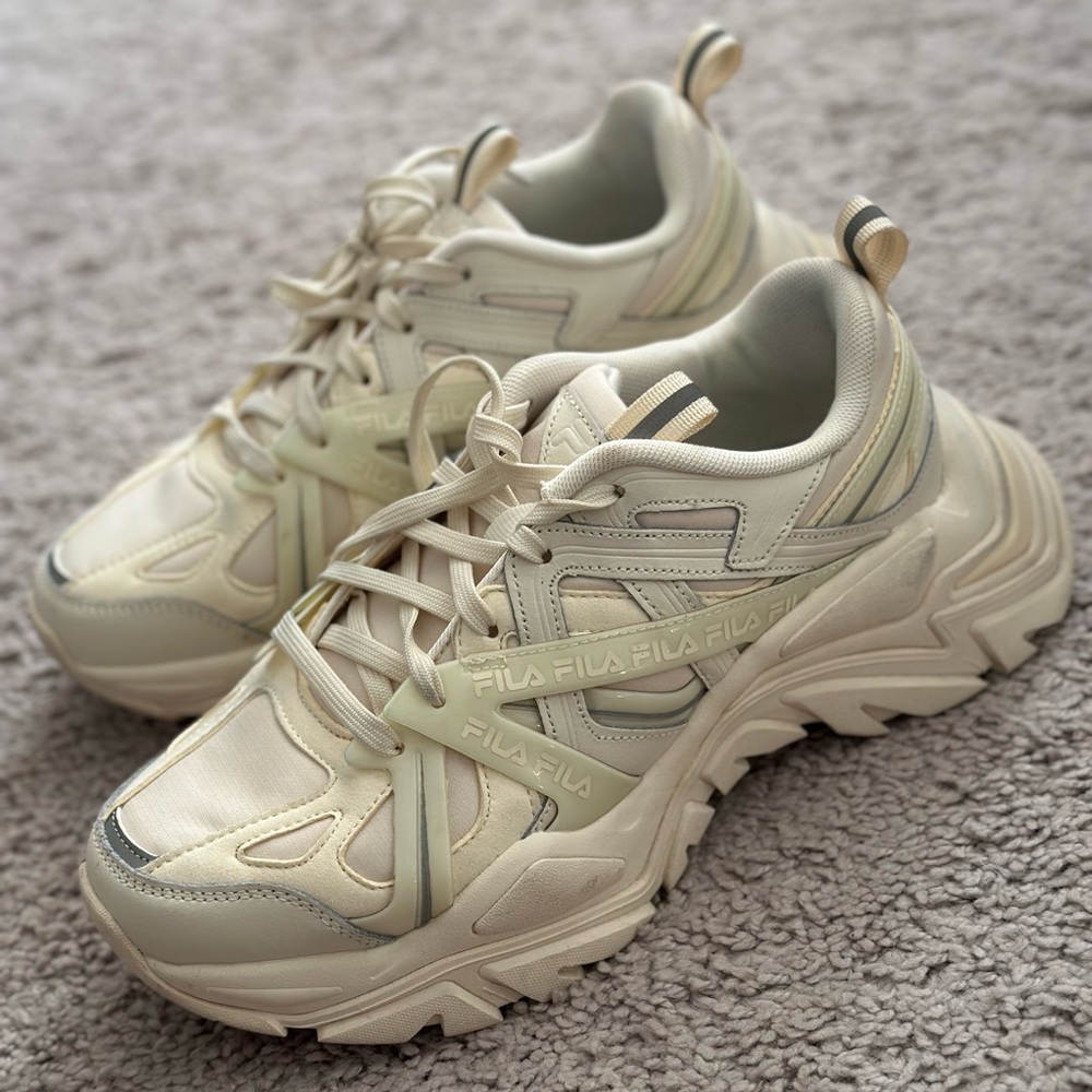 FILA Electrove 2 Sneakers | Whisper White | US W8.5